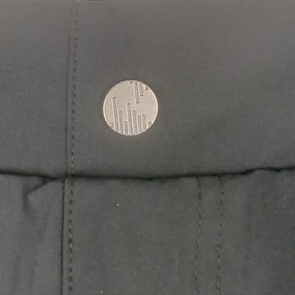 Garneau Range 2 Shorts NEW. Biking. Active - Picture 4 of 10